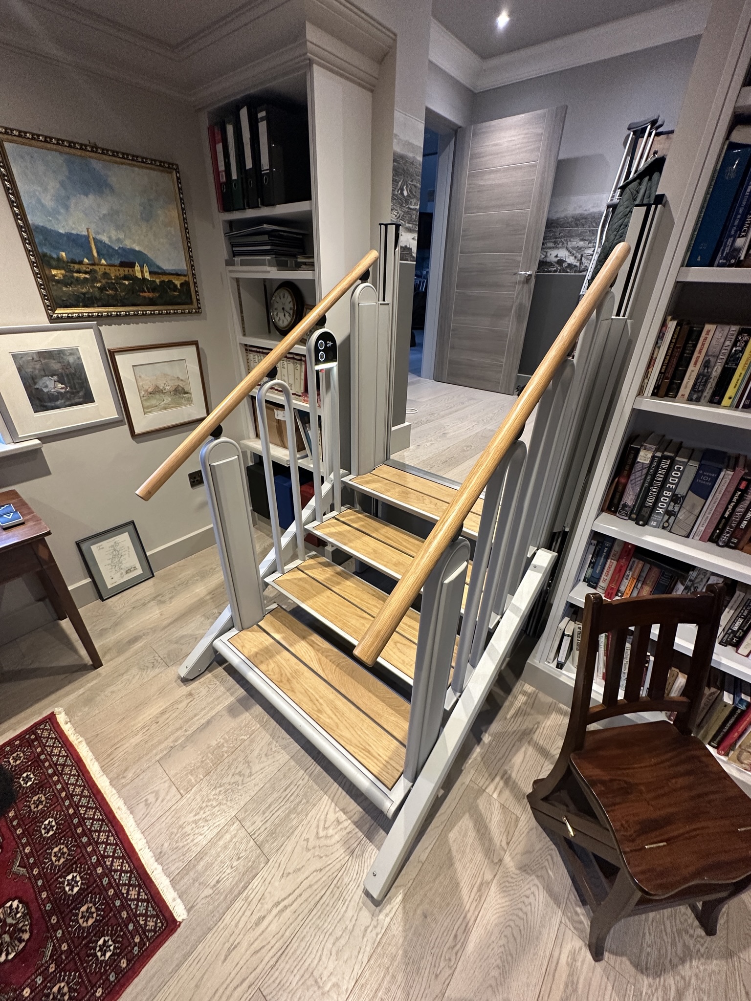 Platform lift stair in a study